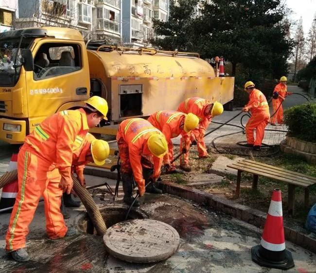 类乌齐市政管道清淤